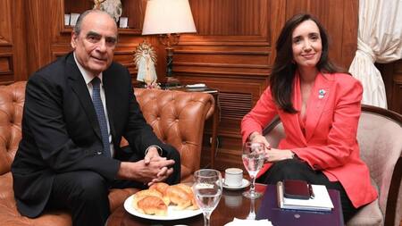 Guillermo Francos y Victoria Villarruel.