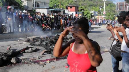 Quema de bandidos en Haití. Foto: Reuters.