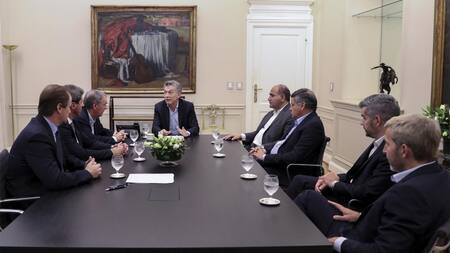 Macri con gobernadores provinciales - Política (NA)