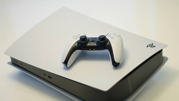Con la eliminación de impuestos, así quedó la diferencia de precios de una PlayStation 5 entre Argentina y Chile