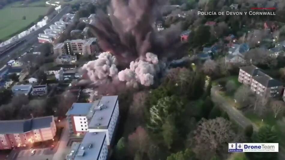 Explosión de bomba de la segunda Guerra Mundial