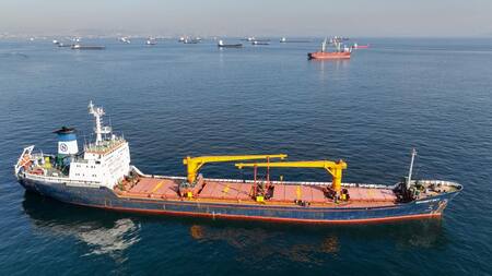 Barco de carga de granos ucraniano_Reuters