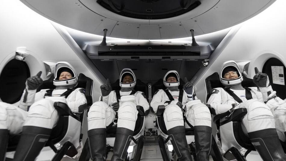 Tripulación Crew Dragon, NASA