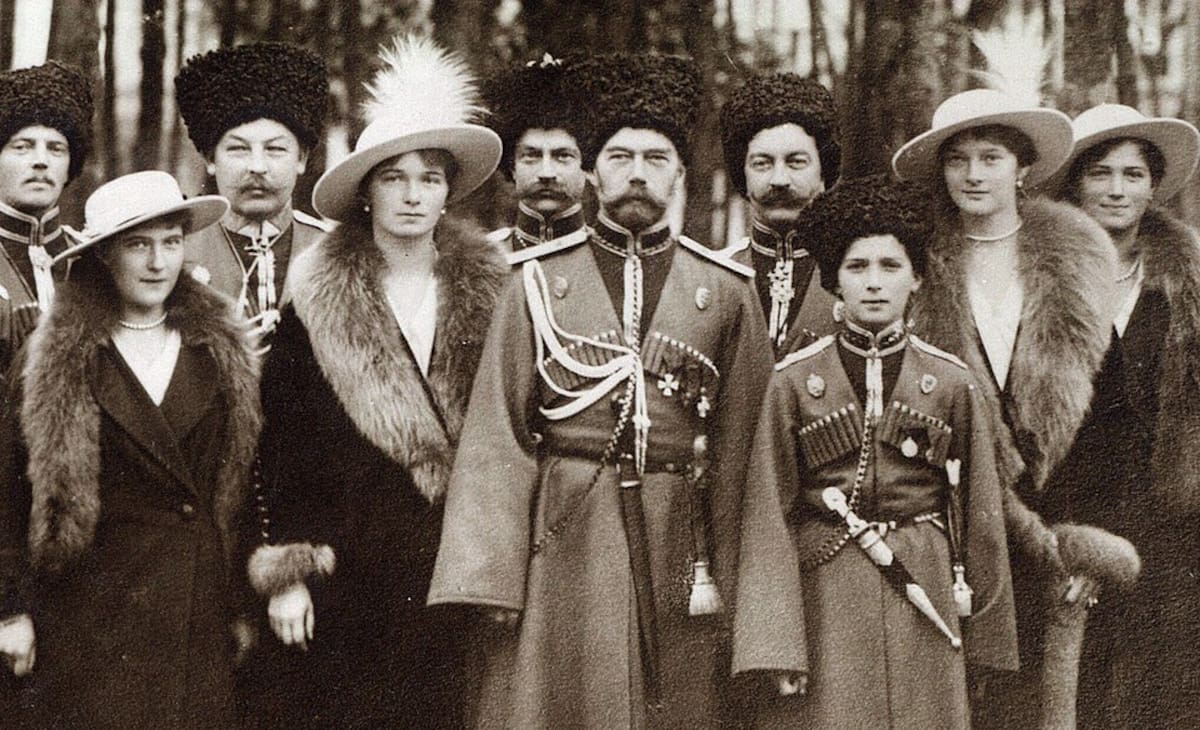 Nicolás II y su familia