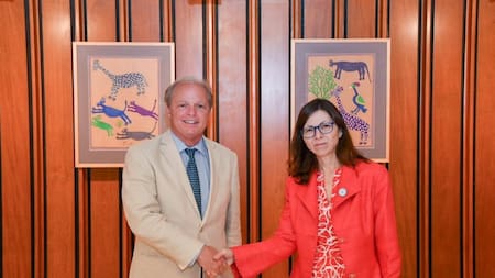 Silvina Batakis y Director de Operaciones del Banco Mundial, NA