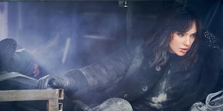 Agent Stone, Gal Gadot. Foto: Netflix.