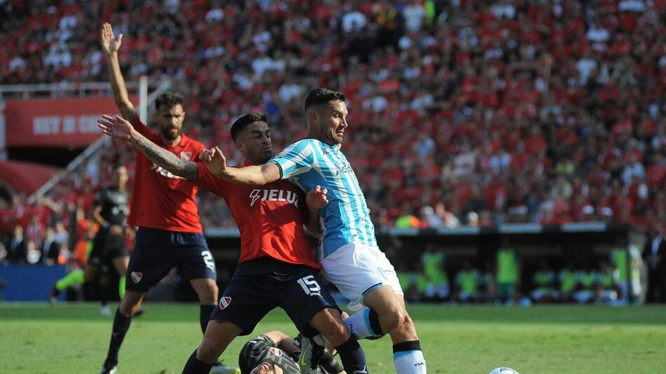 Adrián Martínez; Independiente vs. Racing Club. Foto: X @RacingClub.