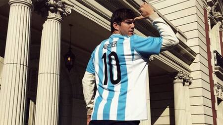 Ashton Kutcher con camiseta argentina