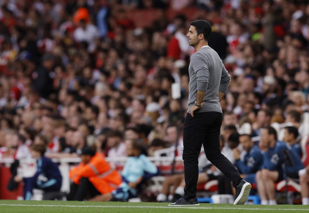 Mikel Arteta, técnico del Arsenal. Foto: Reuters.