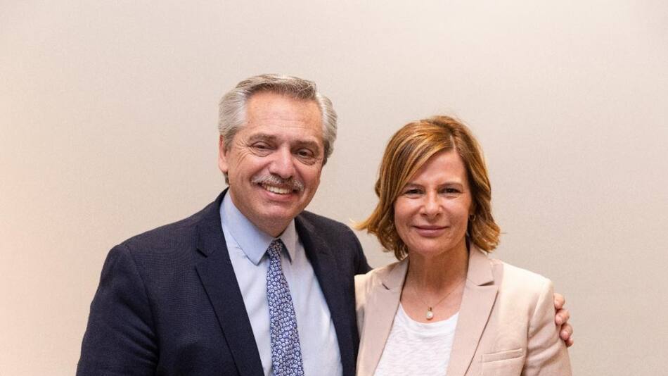 Alberto Fernández junto a Florencia Saintout, precandidata a intendenta de La Plata