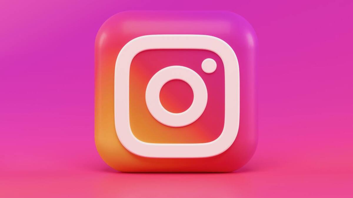 Instagram. Foto: Unsplash/Alexander Shatov.