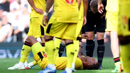 Lesión de Chris Basham, Premier League. Foto: Reuters