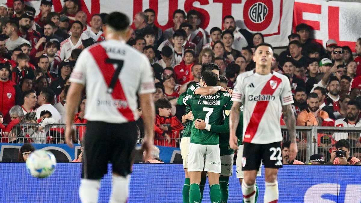 River Plate vs. Palmeiras en el estadio Mas Monumental, por el partido de ida de los cuartos de la Copa Libertadores 2025.