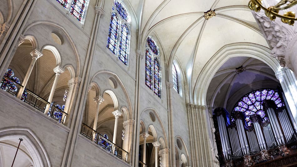 Imágenes de la catedral de Notre Dame en París tras su reconstrucción. Foto: Reuters.