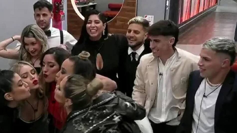 La visita de los exparticipantes de Gran Hermano. Foto: captura Telefe.