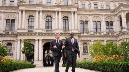 Antony Blinken y David Lammy. Foto: Reuters.