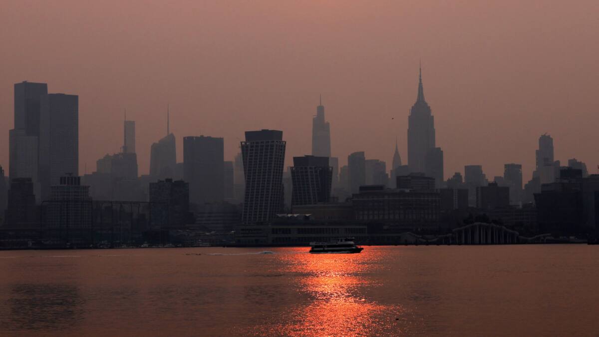 Humo por los incendios forestales. Foto: Reuters.