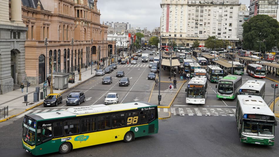 Aumento en los boletos de colectivos, a partir de diciembre.