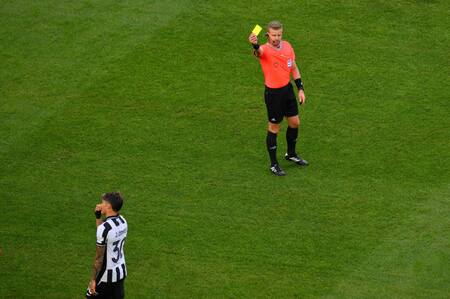 Glenn Nyberg, el árbitro de Boca vs Auckland City. Foto: Reuters/Steven Bisig