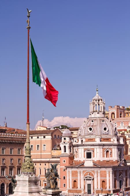 Bandera de Italia. Foto: Unsplash.