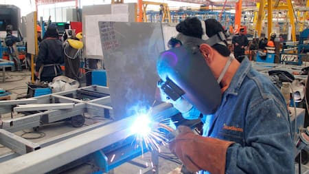 Trabajadores privados, economía argentina