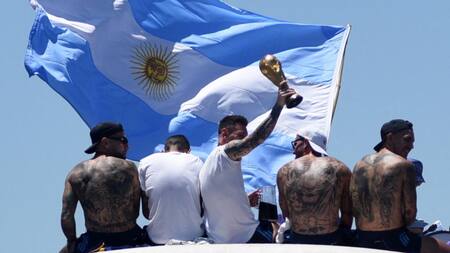 Festejos de la Selección Argentina ante los hinchas. Foto: REUTERS