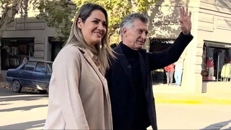 Carolina Losada y Mauricio Macri. Foto: Twitter.