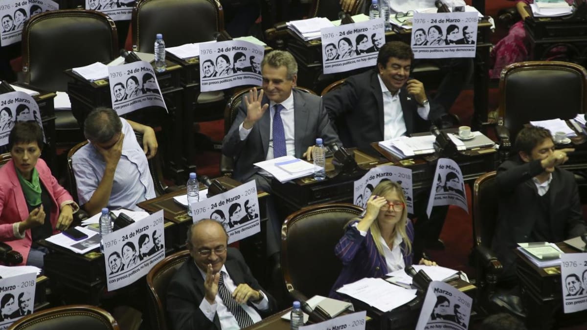 La sesión por el mega DNU terminó en escándalo en Diputados