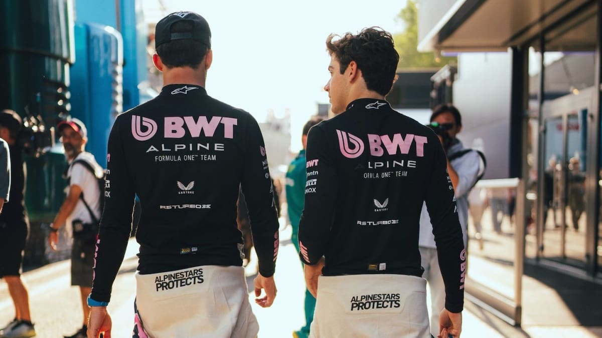 Pierre Gasly y Franco Colapinto, pilotos de la escudería francesa Alpine. Foto: X / @AlpineF1Team.