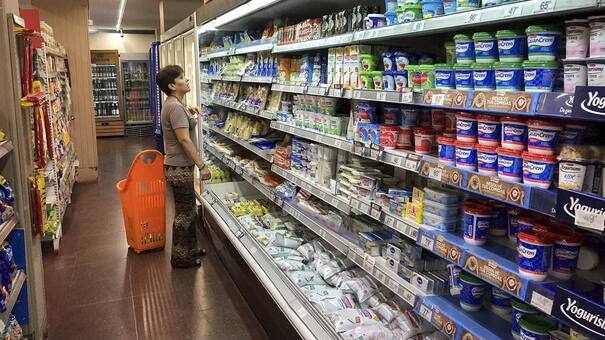 La inflación en diciembre tocó el 4% por los aumentos en alimentos, medicina prepaga, combustibles e indumentaria