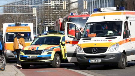 Un automóvil arrolló a una multitud, en Mannheim, Alemania. REUTERS/Alfio Marino.