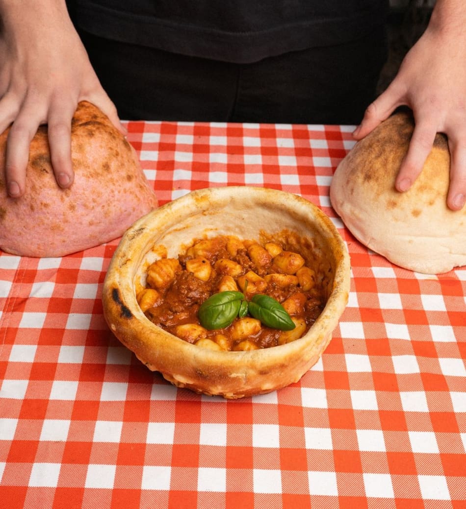 El mejor bodegón de pastas en Ramos Mejía. Foto: Instagram/ @apolonia.pizzaypasta