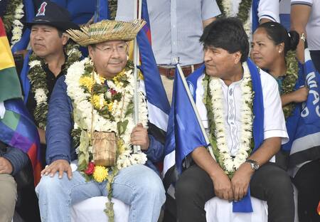 Luis Arce y Evo Morales. Foto: EFE.