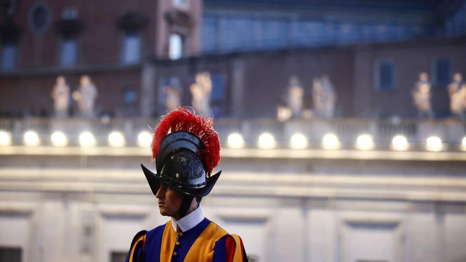 Guardia Suiza del Vaticano. Foto REUTERS / Yara Nardi