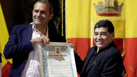 La última visita de Diego Armando Maradona a Nápoles: emoción, homenajes y admiración eterna