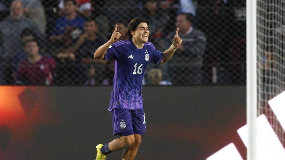 Luka Romero, la joya de la Selección Argentina Sub 20. Foto: EFE.