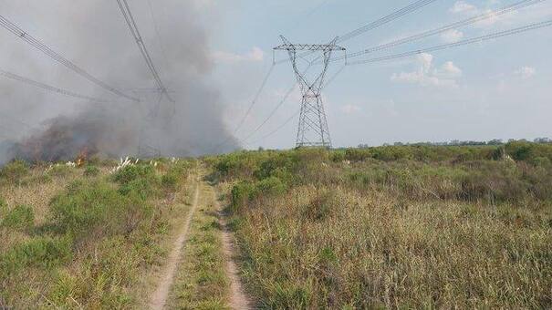 Apagón masivo por un incendio que obligó a sacar de funcionamiento a Atucha I: cortes en diferentes puntos del país