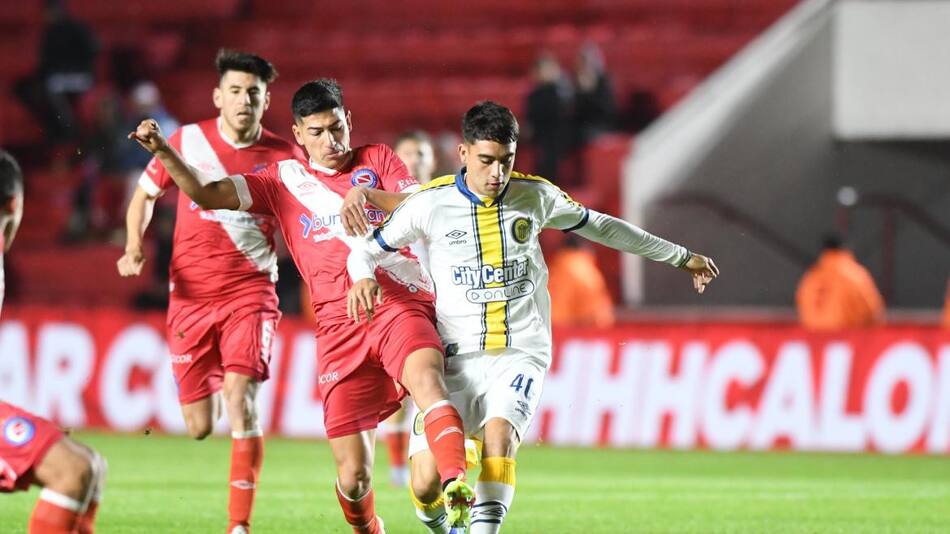 Argentinos Juniors vs Rosario Central, fútbol argentino. Foto: NA.