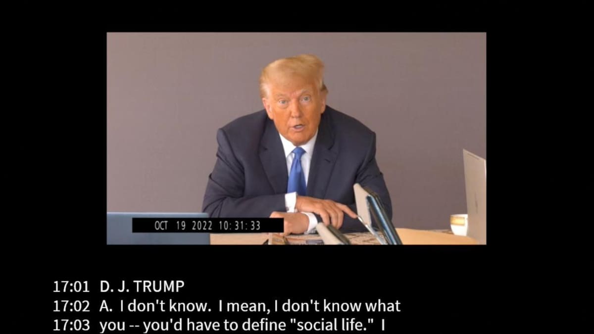 Donald Trump en la grabación de su testimonio por violación. Foto: Reuters.