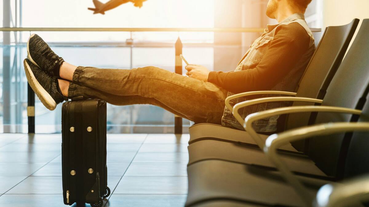 Viajar en avión. Foto Unsplash.