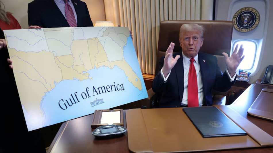 El presidente Trump emitió un decreto para pedir el cambio de nombre. Foto: Kevin Lamarque / Reuters