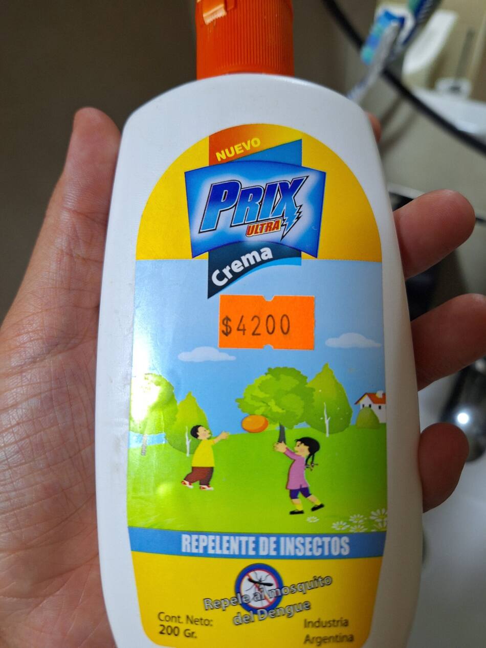 El repelente prohibido por la ANMAT. Foto: Twitter.