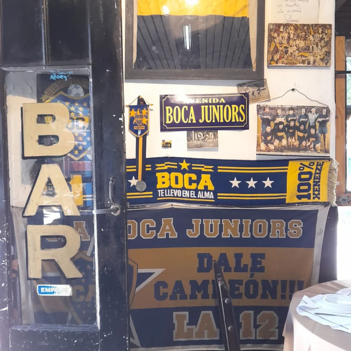 La Buena Medida, bodegones