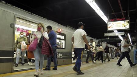 Subtes, subterráneo, pasajeros, NA