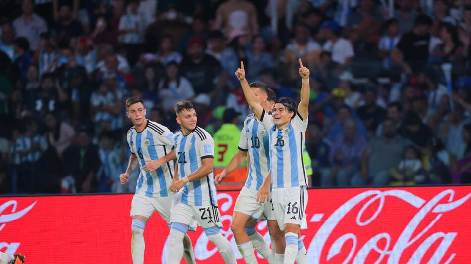 Luka Romero sueña con llegar a la Selección Argentina mayor. Foto: NA.
