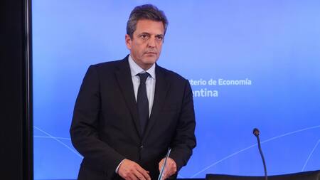 El ministro de Economía, Sergio Massa, durante el anuncio de las nuevas medidas. Foto NA: