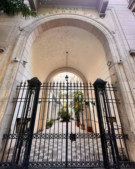 Pasaje General Paz, Colegiales. Foto Instagram @somos.colegiales