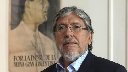 Fernando Chino Navarro, NA