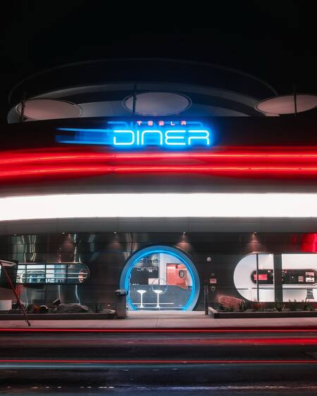 Tesla Diner, el restaurante de Tesla.