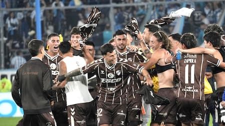 Racing vs Platense, Torneo Apertura. Foto: NA / Claudio Fanchi